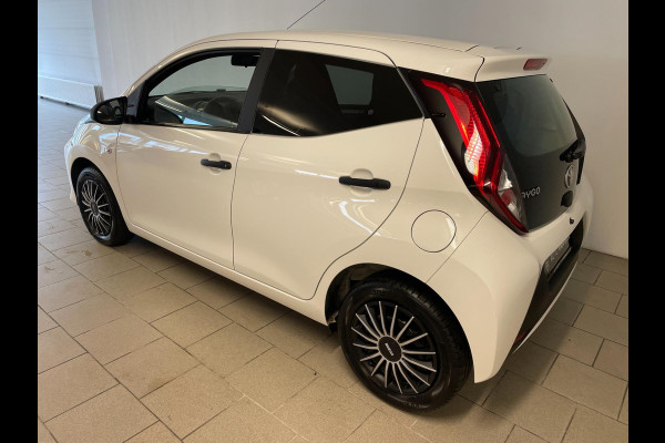 Toyota Aygo 1.0 VVT-i x-fun AIRCO LIMITER ELEK RAMEN CENT VERG SPARCO 5DRS NIEUWSTAAT