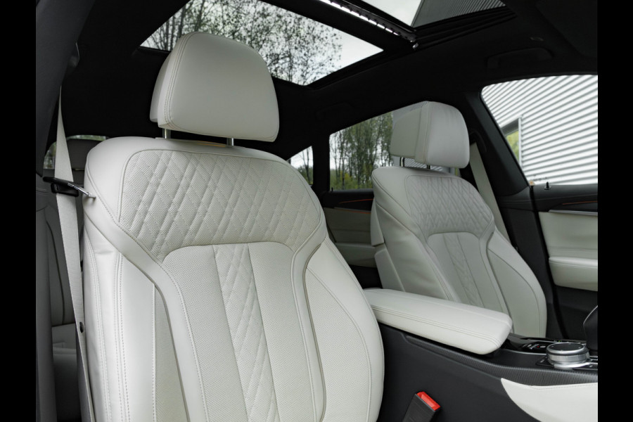BMW 6 Serie Gran Turismo 640i xDrive M-Sport - Pano - Adaptive Air - Trekhaak - Stoelventilatie