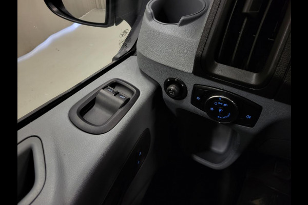 Ford Transit 2.0TDCI 130pk L2/H2 Trekhaak Imperiaal Euro 6! Ford Transit 2.0TDCI 130pk L2/H2 Trekhaak Imperiaal Euro 6!