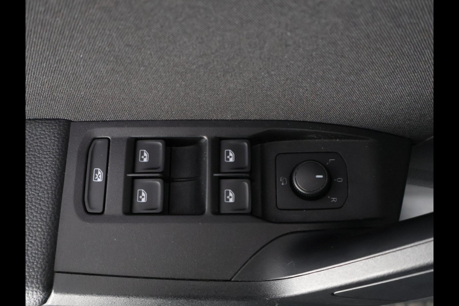 Seat Ibiza 1.0 TSI FR INTENSE 1e EIG.GARANTIE TOT 9-2030** CLIMA.CRUISE.PDC V+A .NAVI.CAMERA Seat Ibiza 1.0 TSI FR INTENSE 1e EIG.GARANTIE TOT 9-2030** CLIMA.CRUISE.PDC V+A .NAVI.CAMERA