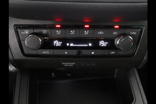 Seat Ibiza 1.0 TSI FR INTENSE 1e EIG.GARANTIE TOT 9-2030** CLIMA.CRUISE.PDC V+A .NAVI.CAMERA Seat Ibiza 1.0 TSI FR INTENSE 1e EIG.GARANTIE TOT 9-2030** CLIMA.CRUISE.PDC V+A .NAVI.CAMERA