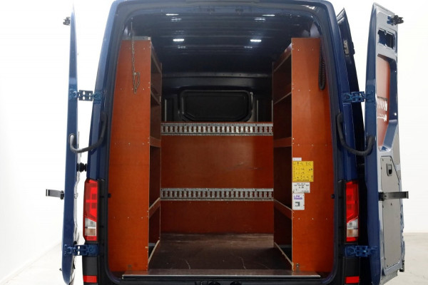 Volkswagen Crafter 35 2.0 TDI 140pk L3H3 (L2H2) DSG-Automaat Comfortline Laadklep 500kg 04-2022 Volkswagen Crafter 35 2.0 TDI 140pk L3H3 (L2H2) DSG-Automaat Comfortline Laadklep 500kg 04-2022
