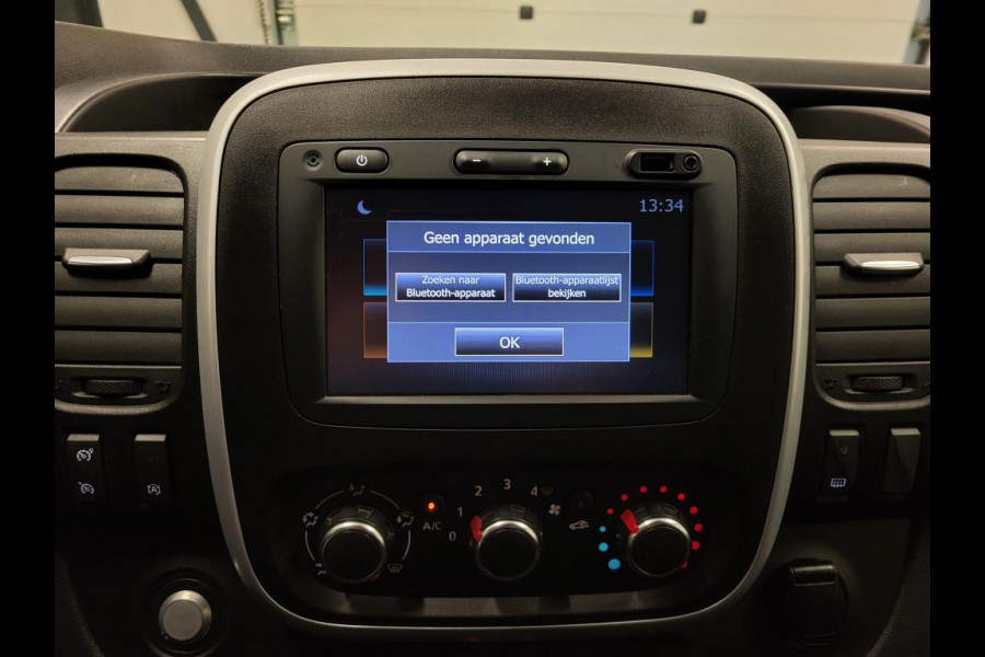 Renault Trafic 2.0dCi 120pk L2/H1 Trekhaak Euro 6! Renault Trafic 2.0dCi 120pk L2/H1 Trekhaak Euro 6!