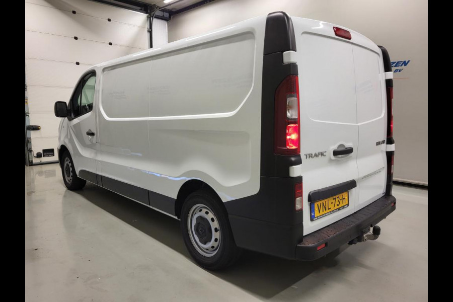 Renault Trafic 2.0dCi 120pk L2/H1 Trekhaak Euro 6! Renault Trafic 2.0dCi 120pk L2/H1 Trekhaak Euro 6!