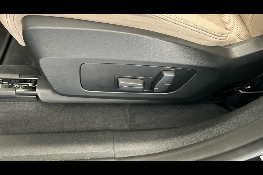 BMW X1 xDrive30e M-Sport Pano ACC 360-cam HUD El-zetel 19inch BMW X1 xDrive30e M-Sport Pano ACC 360-cam HUD El-zetel 19inch