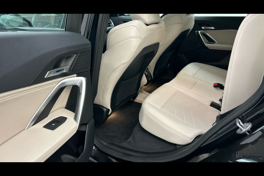 BMW X1 xDrive30e M-Sport Pano ACC 360-cam HUD El-zetel 19inch BMW X1 xDrive30e M-Sport Pano ACC 360-cam HUD El-zetel 19inch