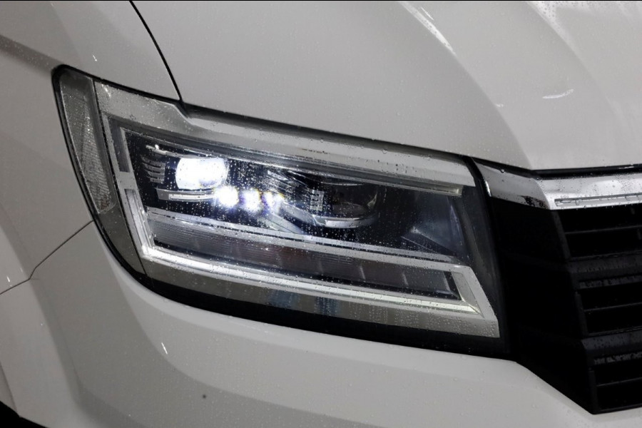 Volkswagen Crafter 35 2.0 TDI 177pk RWD L3H3 (L2H2) D.C. LED/ACC/Navi/Camera Trekhaak 3500kg 08-2019