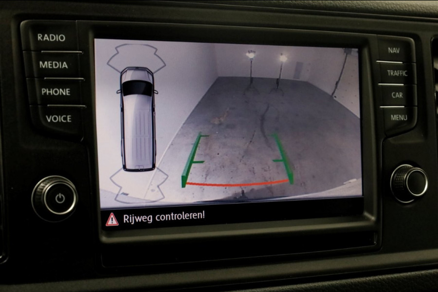 Volkswagen Crafter 35 2.0 TDI 177pk RWD L3H3 (L2H2) D.C. LED/ACC/Navi/Camera Trekhaak 3500kg 08-2019