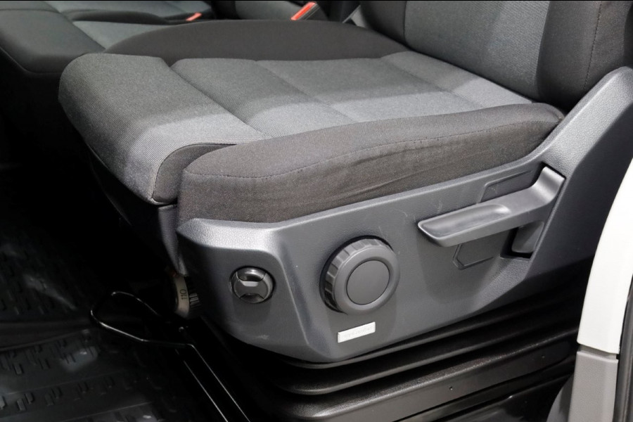 Volkswagen Crafter 35 2.0 TDI 177pk RWD L3H3 (L2H2) D.C. LED/ACC/Navi/Camera Trekhaak 3500kg 08-2019