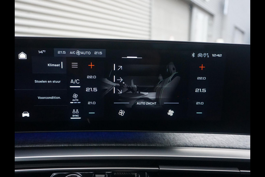 Peugeot E-3008 GT Avantage 210 73 kWh Leder interieur | Focal audio Peugeot E-3008 GT Avantage 210 73 kWh Leder interieur | Focal audio