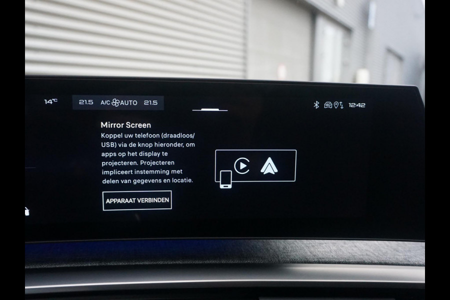 Peugeot E-3008 GT Avantage 210 73 kWh Leder interieur | Focal audio Peugeot E-3008 GT Avantage 210 73 kWh Leder interieur | Focal audio