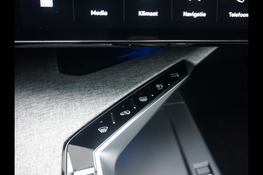 Peugeot E-3008 GT Avantage 210 73 kWh Leder interieur | Focal audio Peugeot E-3008 GT Avantage 210 73 kWh Leder interieur | Focal audio