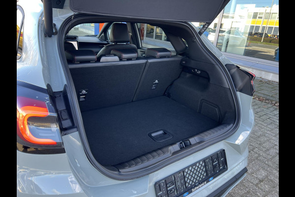 Ford Puma 1.0 EcoBoost Hybrid ST-Line X 125pk | Driver Assistance Pack | Winterpack | Matrix Led Koplampen Ford Puma 1.0 EcoBoost Hybrid ST-Line X 125pk | Driver Assistance Pack | Winterpack | Matrix Led Koplampen