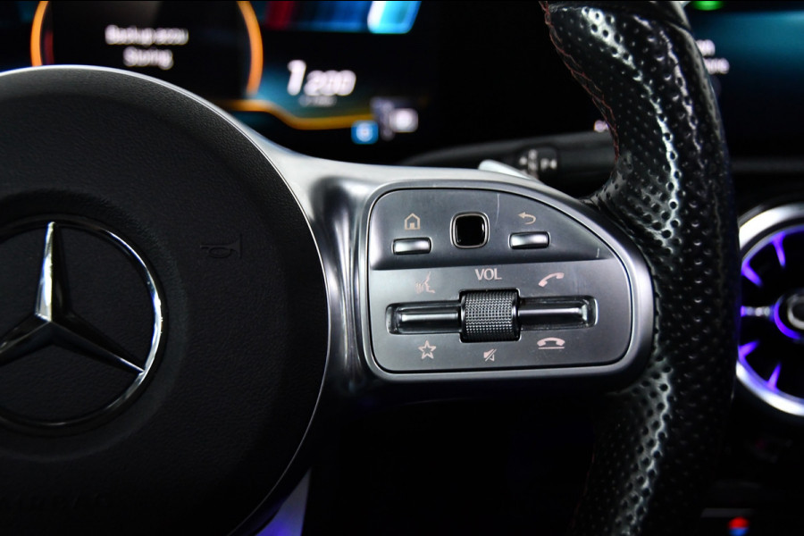 Mercedes-Benz A-Klasse AMG 35 4MATIC Advantage, Pano, Burmester Mercedes-Benz A-Klasse AMG 35 4MATIC Advantage, Pano, Burmester