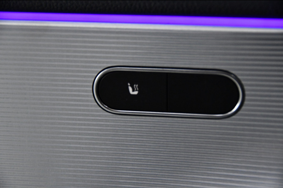 Mercedes-Benz A-Klasse AMG 35 4MATIC Advantage, Pano, Burmester Mercedes-Benz A-Klasse AMG 35 4MATIC Advantage, Pano, Burmester