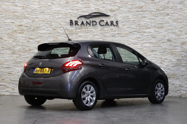 Peugeot 208 1.2 PureTech Blue Lion | PDC | NAP | NL AUTO | Peugeot 208 1.2 PureTech Blue Lion | PDC | NAP | NL AUTO |