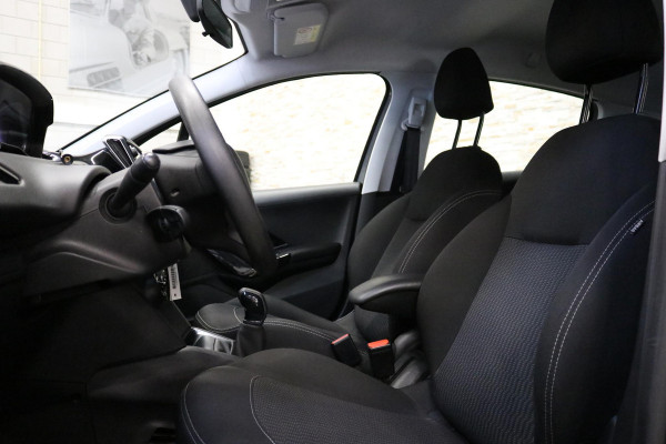 Peugeot 208 1.2 PureTech Blue Lion | PDC | NAP | NL AUTO | Peugeot 208 1.2 PureTech Blue Lion | PDC | NAP | NL AUTO |