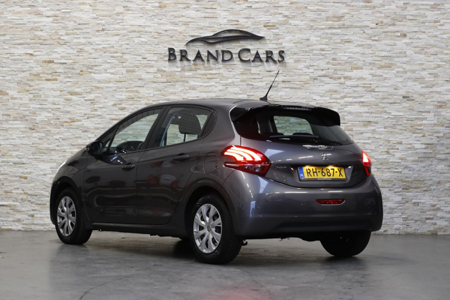 Peugeot 208 1.2 PureTech Blue Lion | PDC | NAP | NL AUTO | Peugeot 208 1.2 PureTech Blue Lion | PDC | NAP | NL AUTO |