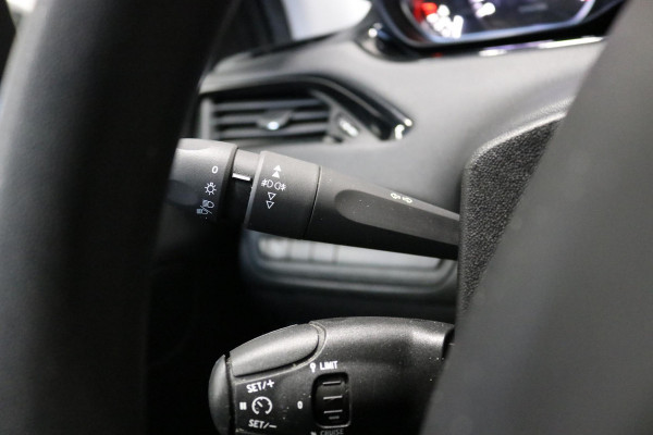 Peugeot 208 1.2 PureTech Blue Lion | PDC | NAP | NL AUTO | Peugeot 208 1.2 PureTech Blue Lion | PDC | NAP | NL AUTO |