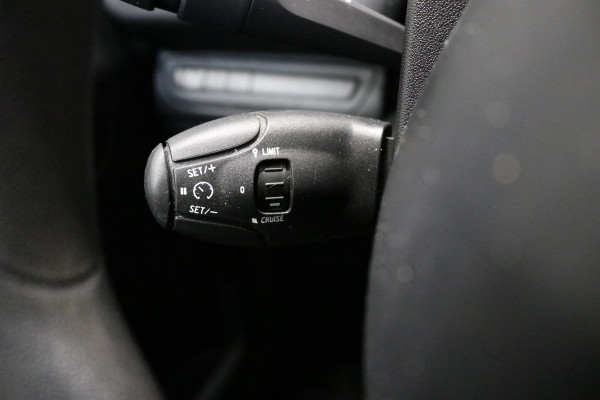 Peugeot 208 1.2 PureTech Blue Lion | PDC | NAP | NL AUTO | Peugeot 208 1.2 PureTech Blue Lion | PDC | NAP | NL AUTO |