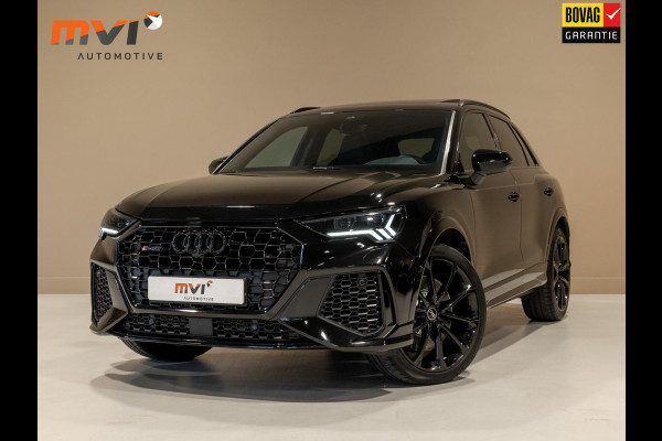 Audi Q3 TFSI RS / 400pk / Panorama dak / Sonos / Kuipstoelen /