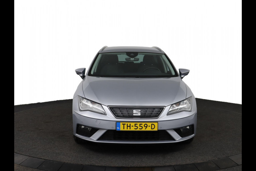 Seat León ST 1.0 EcoTSI Style Business Intense|Keyless|Navigatie|Climate|Cruise Control Seat León ST 1.0 EcoTSI Style Business Intense|Keyless|Navigatie|Climate|Cruise Control