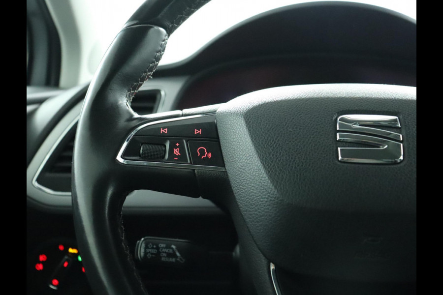 Seat León ST 1.0 EcoTSI Style Business Intense|Keyless|Navigatie|Climate|Cruise Control Seat León ST 1.0 EcoTSI Style Business Intense|Keyless|Navigatie|Climate|Cruise Control