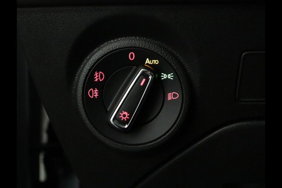 Seat León ST 1.0 EcoTSI Style Business Intense|Keyless|Navigatie|Climate|Cruise Control Seat León ST 1.0 EcoTSI Style Business Intense|Keyless|Navigatie|Climate|Cruise Control