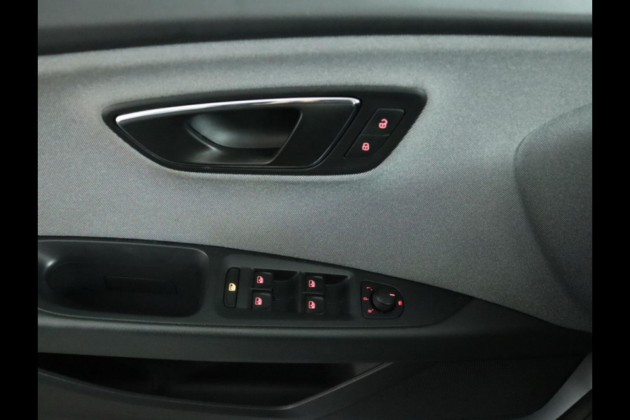 Seat León ST 1.0 EcoTSI Style Business Intense|Keyless|Navigatie|Climate|Cruise Control Seat León ST 1.0 EcoTSI Style Business Intense|Keyless|Navigatie|Climate|Cruise Control