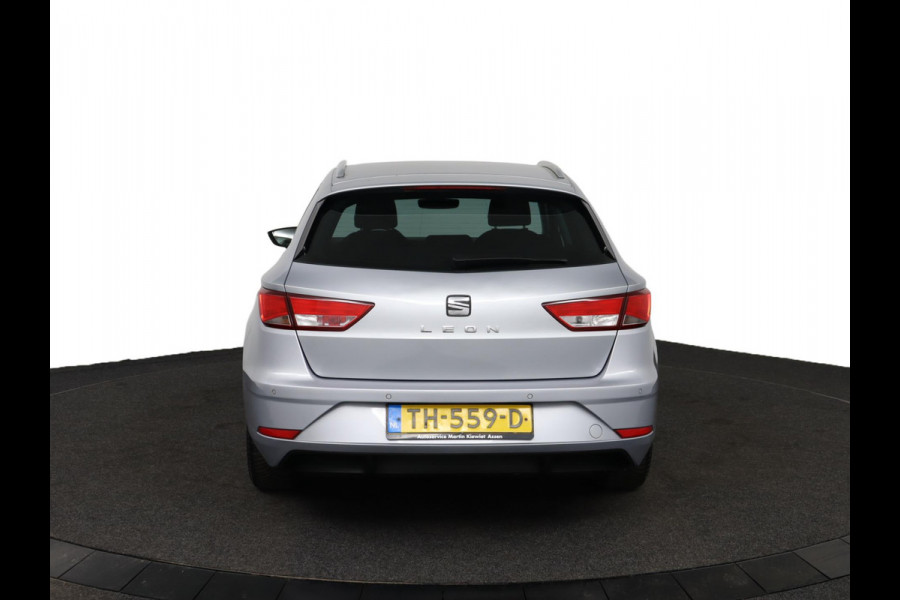Seat León ST 1.0 EcoTSI Style Business Intense|Keyless|Navigatie|Climate|Cruise Control Seat León ST 1.0 EcoTSI Style Business Intense|Keyless|Navigatie|Climate|Cruise Control