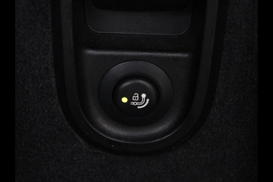 BMW 5 Serie 530e xDrive M Sport | Panoramadak | Harman/Kardon | Stoel & stuurverwarming | Adaptive cruise | Camera | Trekhaak | Carplay | Achterbankverwarming | Live Cockpit | Sportstoelen BMW 5 Serie 530e xDrive M Sport | Panoramadak | Harman/Kardon | Stoel & stuurverwarming | Adaptive cruise | Camera | Trekhaak | Carplay | Achterbankverwarming | Live Cockpit | Sportstoelen