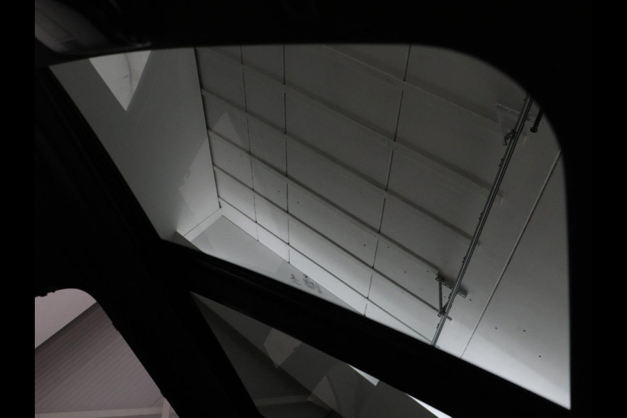 BMW 5 Serie 530e xDrive M Sport | Panoramadak | Harman/Kardon | Stoel & stuurverwarming | Adaptive cruise | Camera | Trekhaak | Carplay | Achterbankverwarming | Live Cockpit | Sportstoelen BMW 5 Serie 530e xDrive M Sport | Panoramadak | Harman/Kardon | Stoel & stuurverwarming | Adaptive cruise | Camera | Trekhaak | Carplay | Achterbankverwarming | Live Cockpit | Sportstoelen