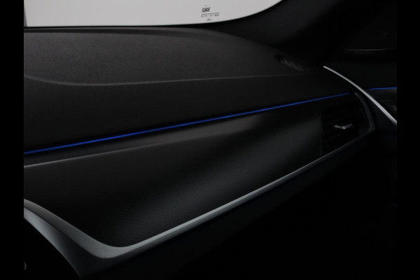 BMW 5 Serie 530e xDrive M Sport | Panoramadak | Harman/Kardon | Stoel & stuurverwarming | Adaptive cruise | Camera | Trekhaak | Carplay | Achterbankverwarming | Live Cockpit | Sportstoelen BMW 5 Serie 530e xDrive M Sport | Panoramadak | Harman/Kardon | Stoel & stuurverwarming | Adaptive cruise | Camera | Trekhaak | Carplay | Achterbankverwarming | Live Cockpit | Sportstoelen