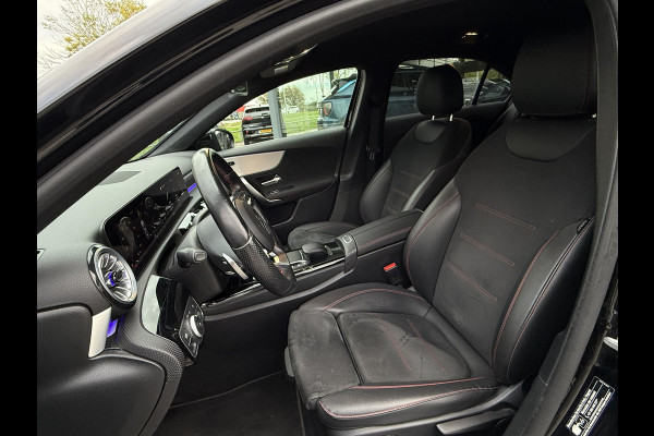 Mercedes-Benz A-Klasse 180 Aut. Business Sol. AMG | Trekhaak | Navi | Camera | Sfeer Verlichting | Mercedes-Benz A-Klasse 180 Aut. Business Sol. AMG | Trekhaak | Navi | Camera | Sfeer Verlichting |