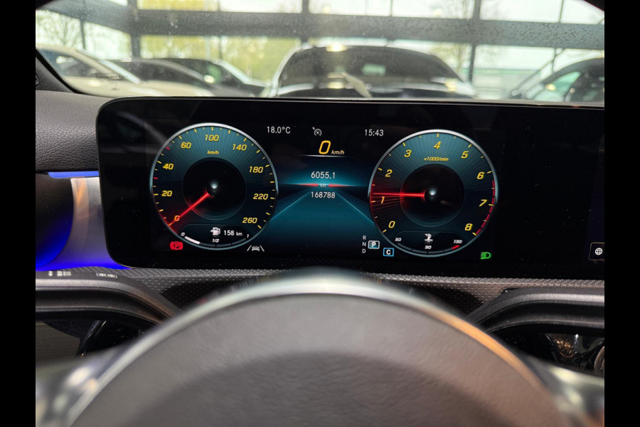 Mercedes-Benz A-Klasse 180 Aut. Business Sol. AMG | Trekhaak | Navi | Camera | Sfeer Verlichting | Mercedes-Benz A-Klasse 180 Aut. Business Sol. AMG | Trekhaak | Navi | Camera | Sfeer Verlichting |