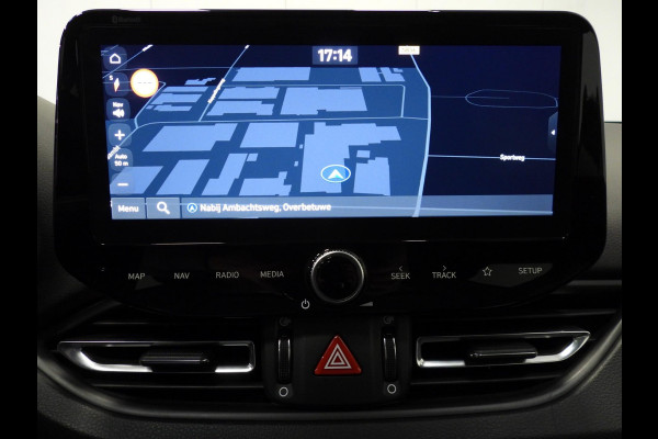 Hyundai i30 1.0 T-GDi MHEV Comfort Smart NAVI/SCHUIFDAK/CAMERA/LED/17"LMV! Hyundai i30 1.0 T-GDi MHEV Comfort Smart NAVI/SCHUIFDAK/CAMERA/LED/17"LMV!