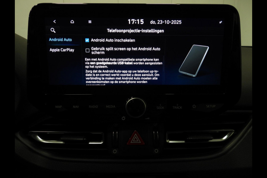 Hyundai i30 1.0 T-GDi MHEV Comfort Smart NAVI/SCHUIFDAK/CAMERA/LED/17"LMV! Hyundai i30 1.0 T-GDi MHEV Comfort Smart NAVI/SCHUIFDAK/CAMERA/LED/17"LMV!