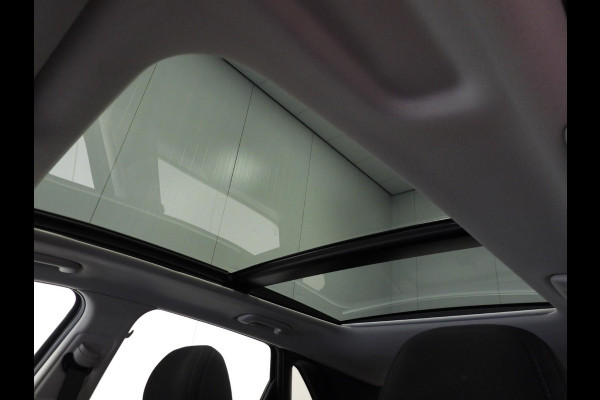 Hyundai i30 1.0 T-GDi MHEV Comfort Smart NAVI/SCHUIFDAK/CAMERA/LED/17"LMV! Hyundai i30 1.0 T-GDi MHEV Comfort Smart NAVI/SCHUIFDAK/CAMERA/LED/17"LMV!