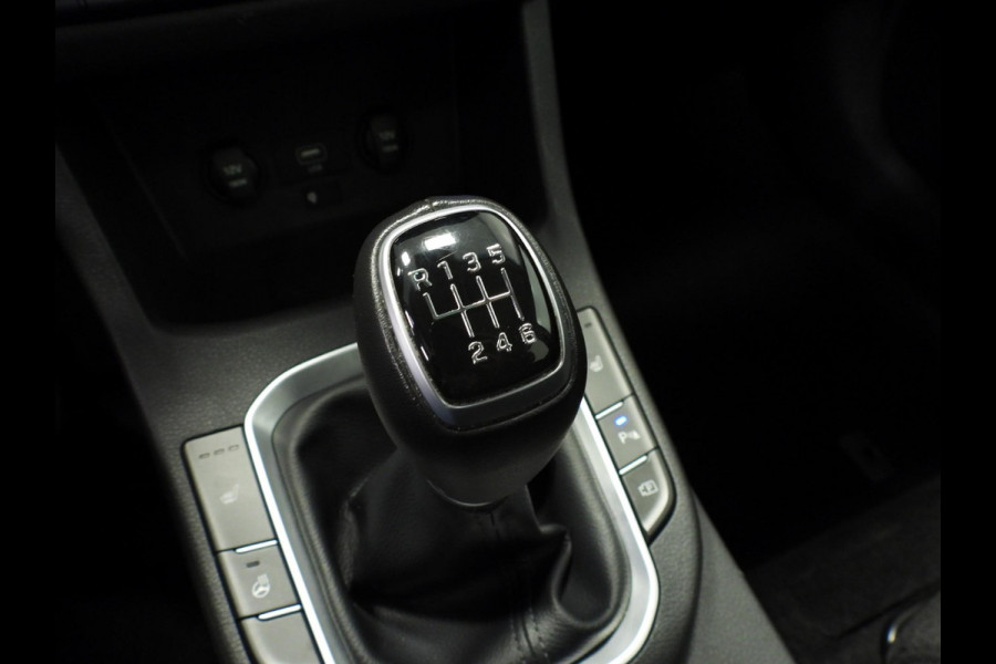 Hyundai i30 1.0 T-GDi MHEV Comfort Smart NAVI/SCHUIFDAK/CAMERA/LED/17"LMV! Hyundai i30 1.0 T-GDi MHEV Comfort Smart NAVI/SCHUIFDAK/CAMERA/LED/17"LMV!