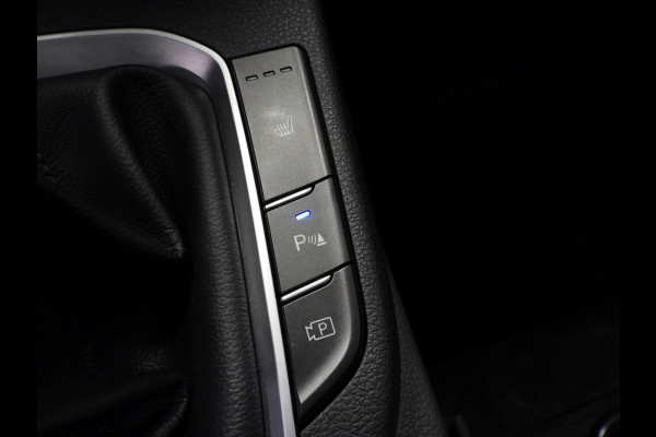 Hyundai i30 1.0 T-GDi MHEV Comfort Smart NAVI/SCHUIFDAK/CAMERA/LED/17"LMV! Hyundai i30 1.0 T-GDi MHEV Comfort Smart NAVI/SCHUIFDAK/CAMERA/LED/17"LMV!