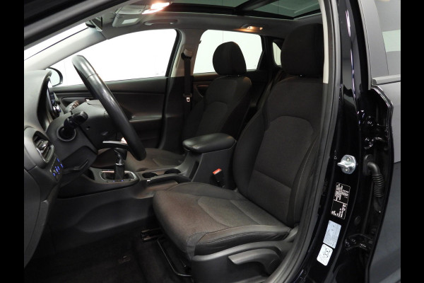 Hyundai i30 1.0 T-GDi MHEV Comfort Smart NAVI/SCHUIFDAK/CAMERA/LED/17"LMV! Hyundai i30 1.0 T-GDi MHEV Comfort Smart NAVI/SCHUIFDAK/CAMERA/LED/17"LMV!