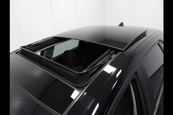 Hyundai i30 1.0 T-GDi MHEV Comfort Smart NAVI/SCHUIFDAK/CAMERA/LED/17"LMV! Hyundai i30 1.0 T-GDi MHEV Comfort Smart NAVI/SCHUIFDAK/CAMERA/LED/17"LMV!