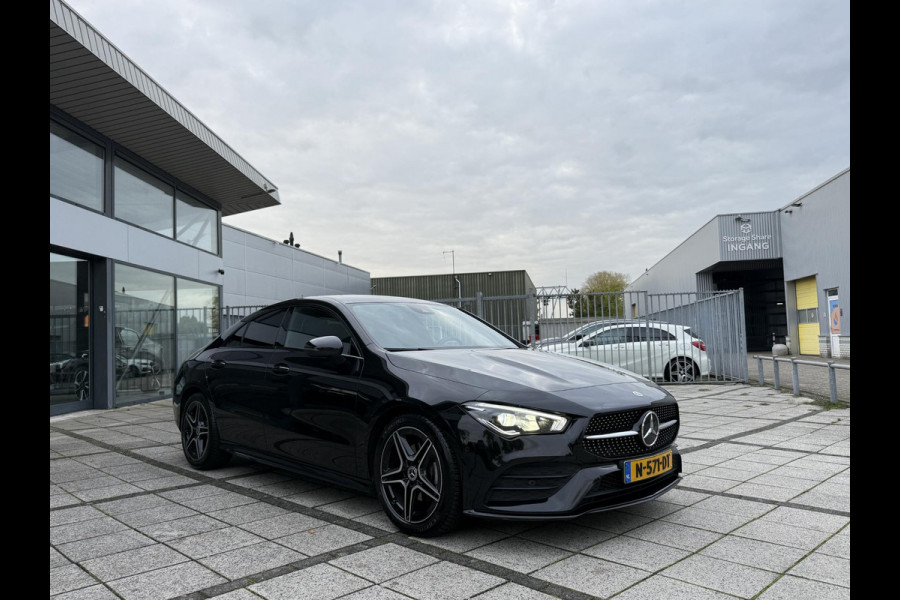 Mercedes-Benz CLA-Klasse 180 Aut. Business Sol. AMG | Navi | Camera | Sport Stoelen | Mercedes-Benz CLA-Klasse 180 Aut. Business Sol. AMG | Navi | Camera | Sport Stoelen |