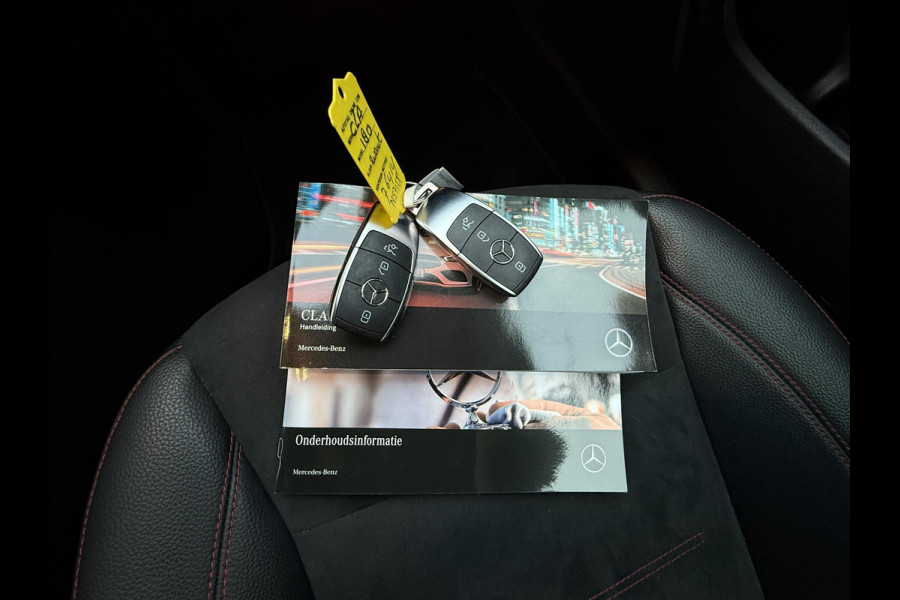 Mercedes-Benz CLA-Klasse 180 Aut. Business Sol. AMG | Navi | Camera | Sport Stoelen | Mercedes-Benz CLA-Klasse 180 Aut. Business Sol. AMG | Navi | Camera | Sport Stoelen |