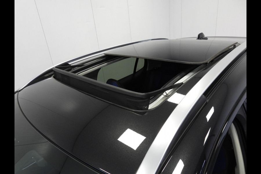 Lynk & Co 01 1.5 PHEV BlackLine NAVI/360CAM/SCHUIFDAK/LED/20"LMV! Lynk & Co 01 1.5 PHEV BlackLine NAVI/360CAM/SCHUIFDAK/LED/20"LMV!