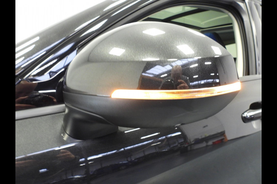 Lynk & Co 01 1.5 PHEV BlackLine NAVI/360CAM/SCHUIFDAK/LED/20"LMV! Lynk & Co 01 1.5 PHEV BlackLine NAVI/360CAM/SCHUIFDAK/LED/20"LMV!