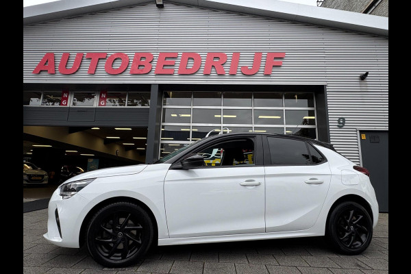 Opel Corsa 1.2 Turbo Edition 101PK - Navigatie I Airco I PDC I Comfort pakket I Sport velgen I Dealer onderhouden