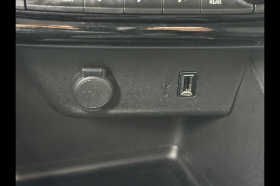 Opel Corsa 1.2 Turbo Edition 101PK - Navigatie I Airco I PDC I Comfort pakket I Sport velgen I Dealer onderhouden