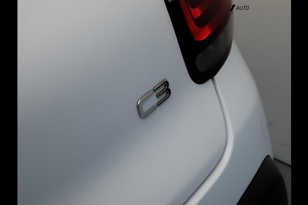 Citroën C3 1.2 PureTech S&S Black & White Edition (APPLE CARPLAY,LED,KEYLESS,DODEHOEK,CAMERA,AIRBUMP,CRUISE,CLIMATE,LM-VELGEN) Citroën C3 1.2 PureTech S&S Black & White Edition (APPLE CARPLAY,LED,KEYLESS,DODEHOEK,CAMERA,AIRBUMP,CRUISE,CLIMATE,LM-VELGEN)