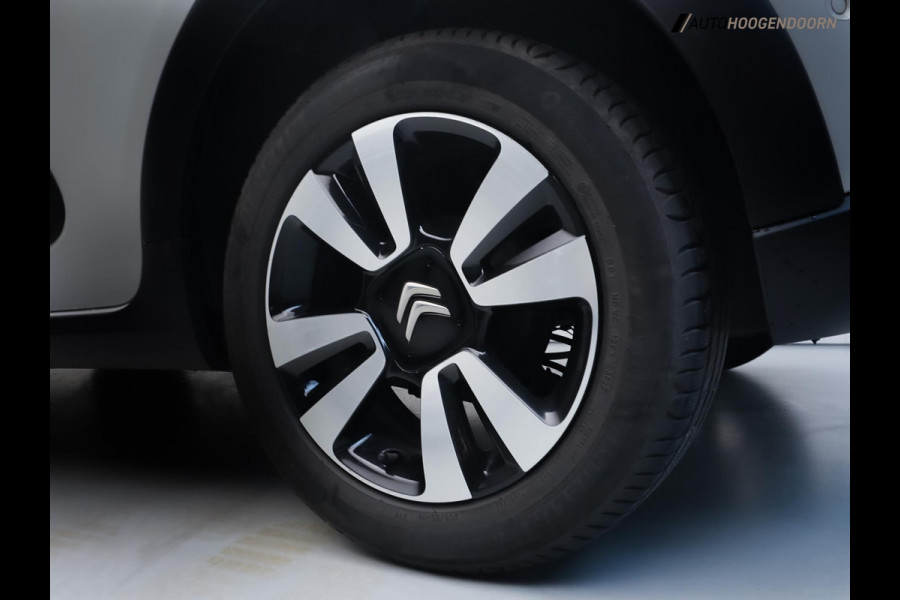 Citroën C3 1.2 PureTech S&S Black & White Edition (APPLE CARPLAY,LED,KEYLESS,DODEHOEK,CAMERA,AIRBUMP,CRUISE,CLIMATE,LM-VELGEN) Citroën C3 1.2 PureTech S&S Black & White Edition (APPLE CARPLAY,LED,KEYLESS,DODEHOEK,CAMERA,AIRBUMP,CRUISE,CLIMATE,LM-VELGEN)